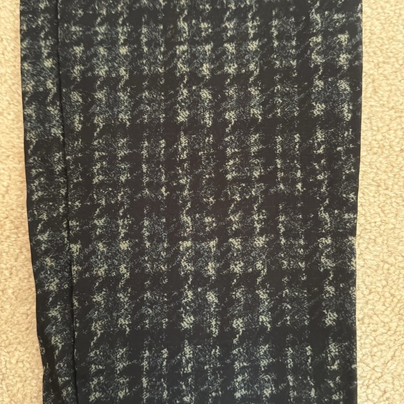 Theory Stretchy Pants Size Large - Navy and Green - Picture 4 of 5